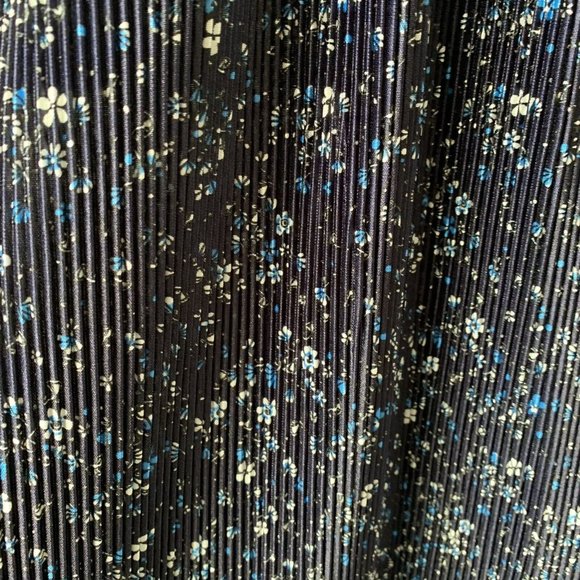 Very Plisse Long Maxi Dress Size UK 12 Floral Long Sleeve Blue V Neck - Picture 9 of 10